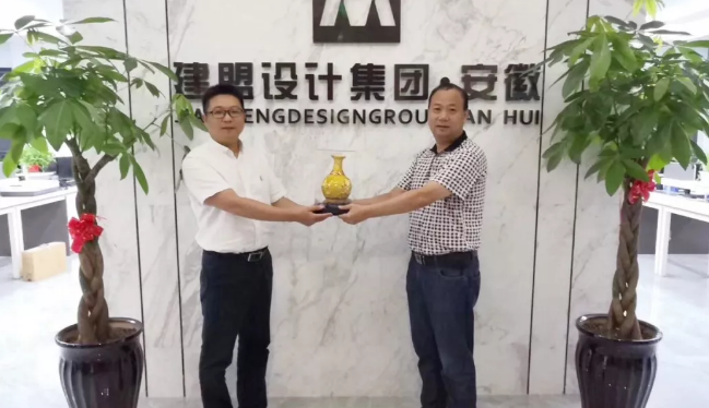 龙8国际电子平台天下各地代表加入龙8国际电子平台·安徽燕徙庆典系列运动